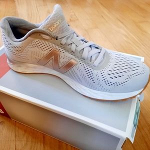 New Balance | Grey | Fresh Foam Arishi WARISLO1